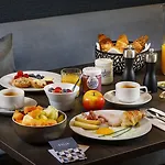 فندق Felix